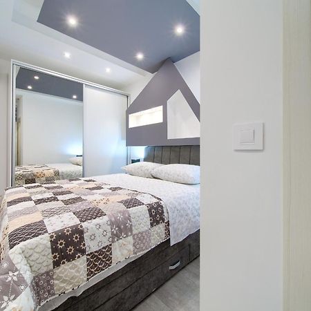 Luxury Vall Apartment Krk Town Esterno foto