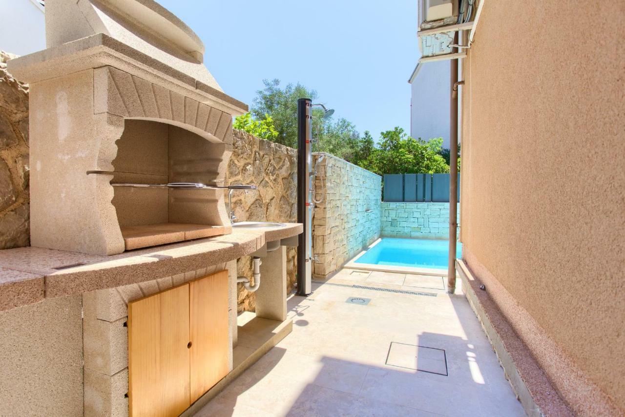 Luxury Vall Apartment Krk Town Esterno foto