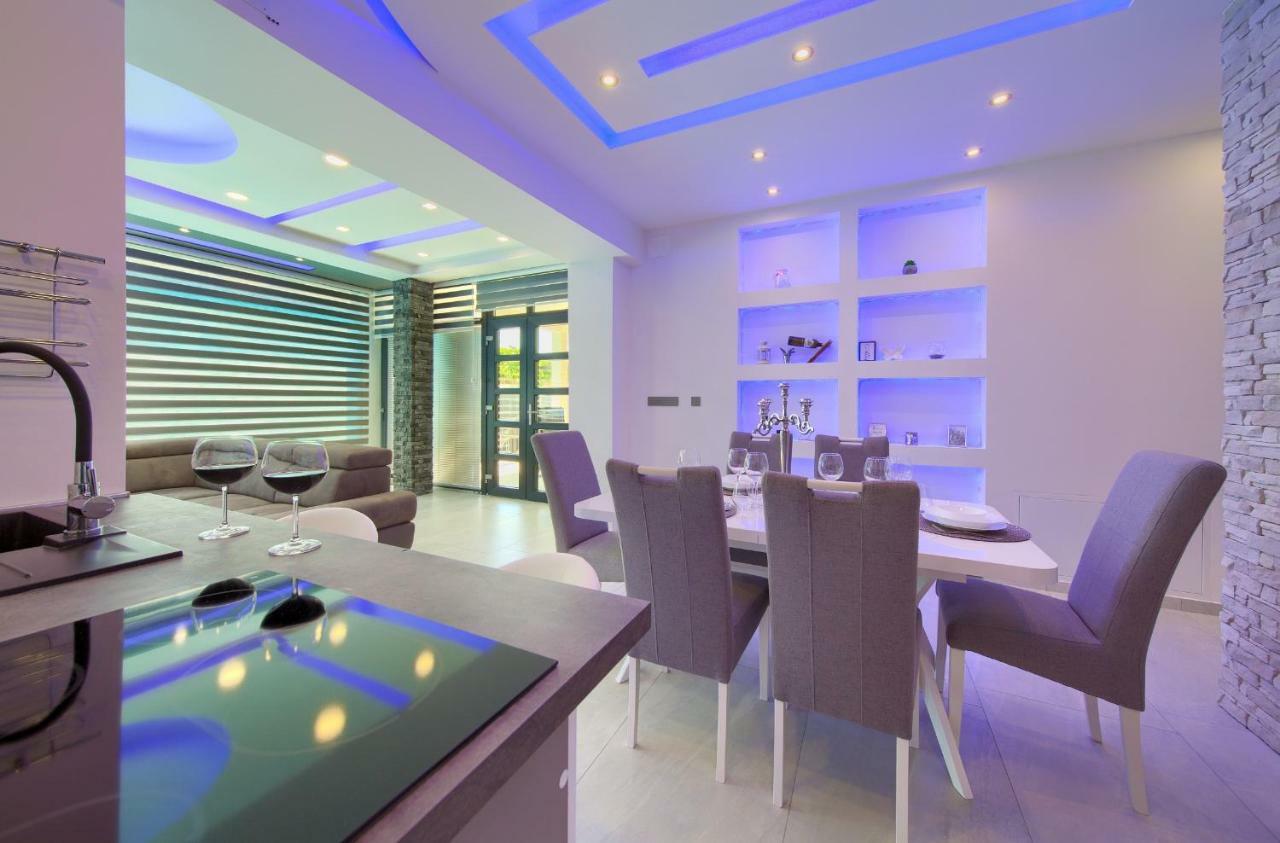 Luxury Vall Apartment Krk Town Esterno foto